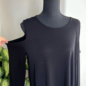 Vince Camuto cutout shoulder blouse